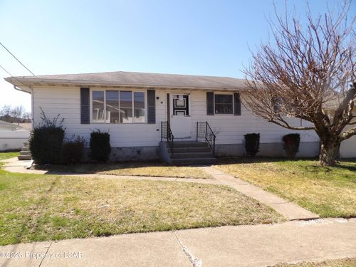 19 Virginia Dr, Wilkes Barre, PA, 18705-3728 | Card Image