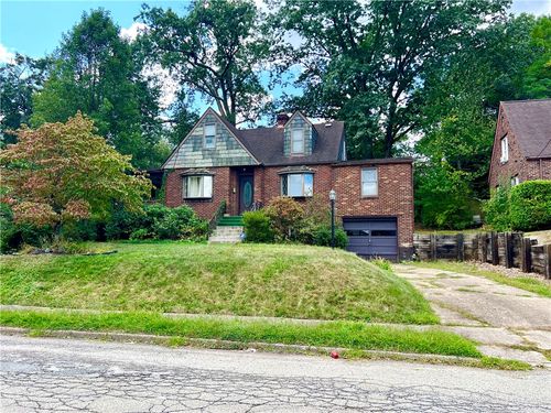 406 Vine St, Jeannette, PA, 15644-2744 | Card Image