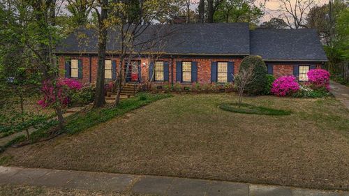5185 Mary Starnes Dr, Memphis, TN, 38117-2842 | Card Image
