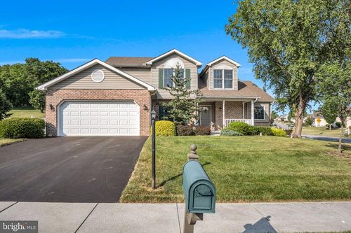 7 Larch Ln, ENOLA, PA, 17025-3401 | Card Image