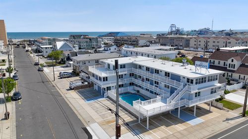 12-2001 Surf Ave, North Wildwood, NJ, 08260-5344 | Card Image