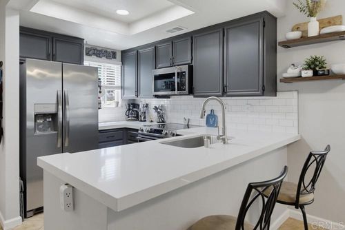 2373 Kings View Cir, Spring Valley, CA, 91977-3364 | Card Image