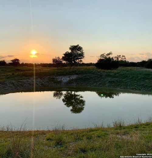 171 Flowering Sage Ln, Fredericksburg, TX, 78624-8407 | Card Image