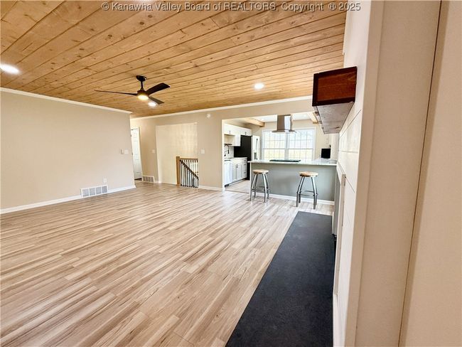 219 Westmoreland Dr, House other with 4 bedrooms, 3 bathrooms and null parking in Dunbar WV | Image 4