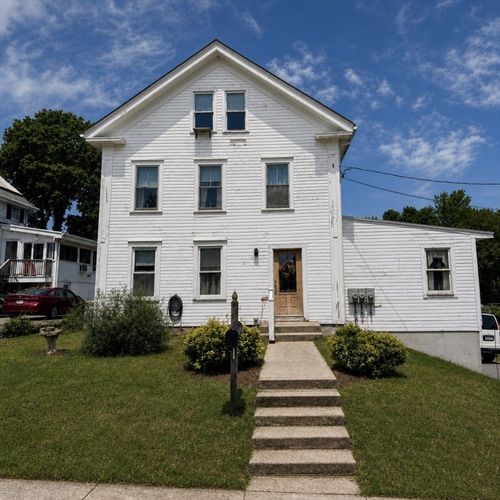 74 South St, Somerset, MA, 02726-5614 | Card Image