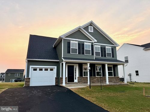 313 Rine Dr, SHIPPENSBURG, PA, 17257-8334 | Card Image
