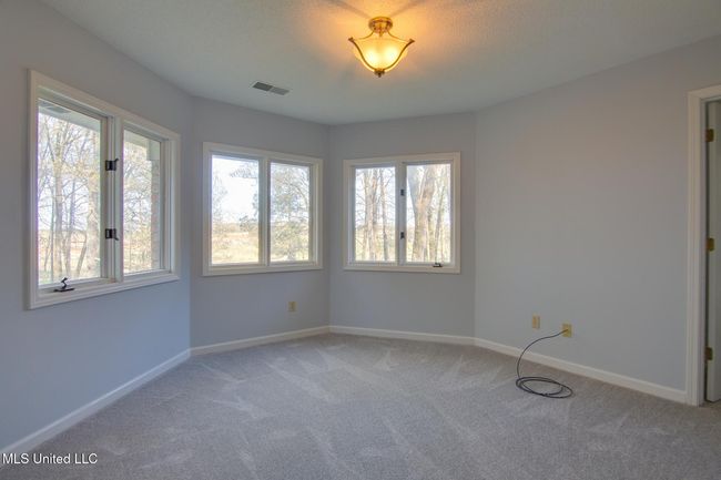 Room5 | Image 17