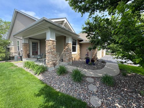 4711 Walnut Grove Ln N, Plymouth, MN, 55446-2911 | Card Image