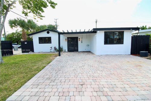 3611 Ne 17th Ave, Pompano Beach, FL, 33064-6631 | Card Image