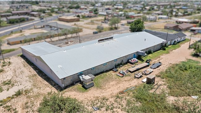2910 W 8 Th St, Home with 0 bedrooms, 0 bathrooms and null parking in Big Spring TX | Image 4