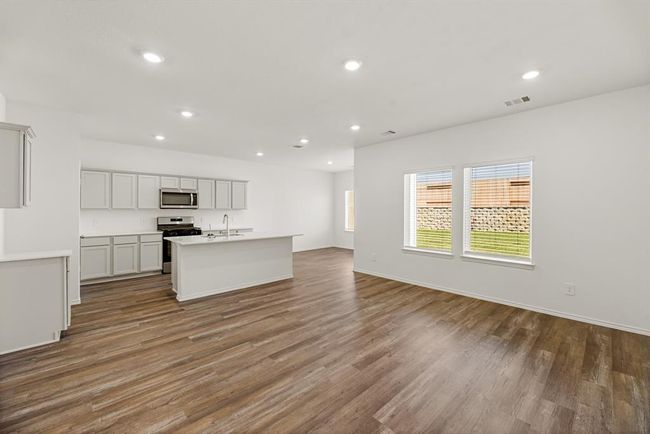 15052 Cherry Creek Dr, House other with 4 bedrooms, 3 bathrooms and 2 parking in Magnolia TX | Image 7