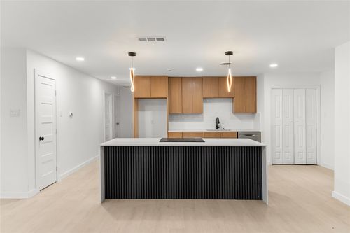 110 Hackberry St, Lancaster, TX, 75146-3819 | Card Image