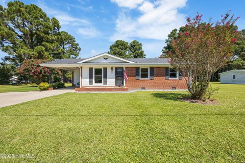 107 Chesterfield Dr, Elizabeth City, NC, 27909-9605 | Card Image