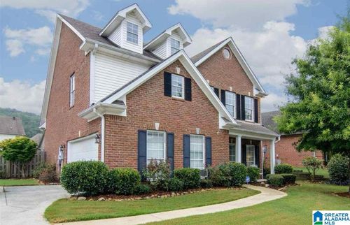 585 Forest Lakes Dr, STERRETT, AL, 35147-8135 | Card Image
