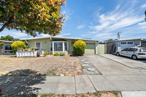 782 Manzanita Ave, Sunnyvale, CA, 94085-3045 | Card Image