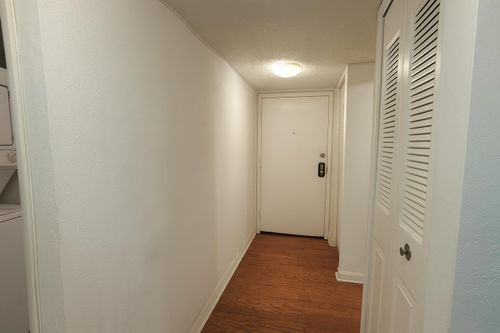 apt-102-4174 Inverrary Dr, Lauderhill, FL, 33319-4550 | Card Image