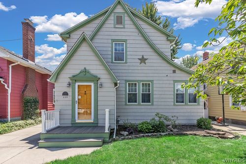 339 Evans St, North Tonawanda, NY, 14120-4105 | Card Image
