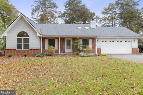 1507 Winter Camp Trl, HEDGESVILLE, WV, 25427-5315 | Card Image