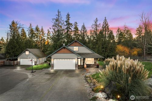 8002 372nd St E, Eatonville, WA, 98328-8413 | Card Image