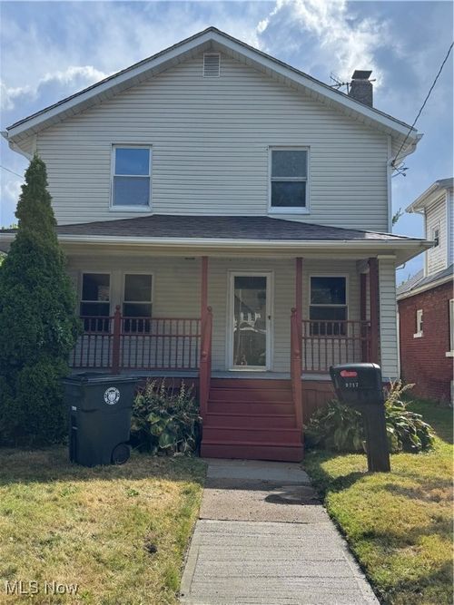 1217 Brown St, Akron, OH, 44301-1911 | Card Image