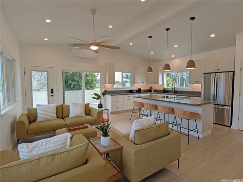 b-826 Wanaao Rd, Kailua, HI, 96734-3563 | Card Image