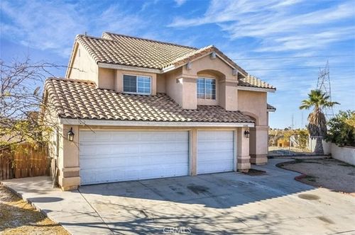 13186 Blue Mesa Ct, Victorville, CA, 92392 | Card Image