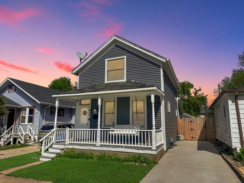 511 Chestnut St, Waukegan, IL, 60085-3801 | Card Image