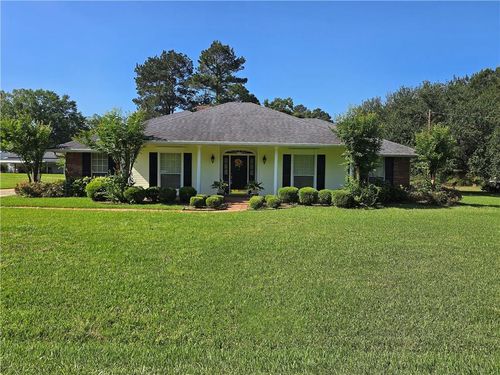311 Bessie St, Coushatta, LA, 71019-7532 | Card Image