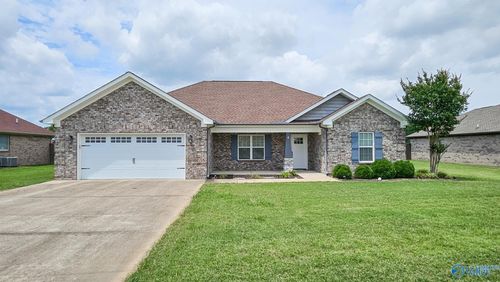 28243 Ferguson Ln, Toney, AL, 35773-5415 | Card Image