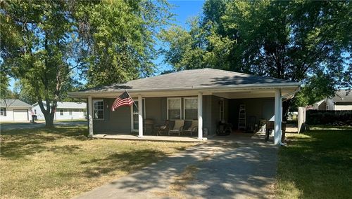 208 W Mount Vernon Ave, Effingham, IL, 62401-2908 | Card Image