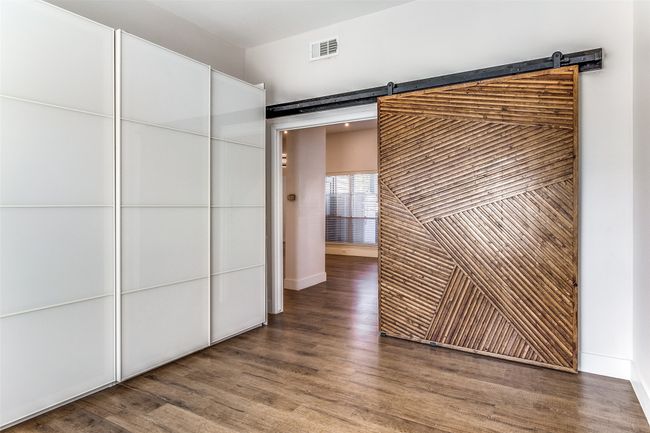 APT-102 - 10403 High Hollows Dr, Condo with 3 bedrooms, 3 bathrooms and null parking in Dallas TX | Image 14
