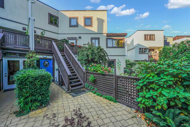 1126 Ironwork Passage, Townhouse with 3 bedrooms, 1 bathrooms and 2 parking in Vancouver BC | Image 24