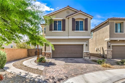 415 Carsin Wayne Ct, North Las Vegas, NV, 89031-1331 | Card Image