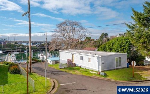 185 Se Bayview Ave, Depoe Bay, OR, 97341-1916 | Card Image