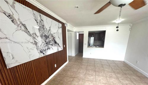 20-24-14915 Sw 104th St, Miami, FL, 33196-5261 | Card Image