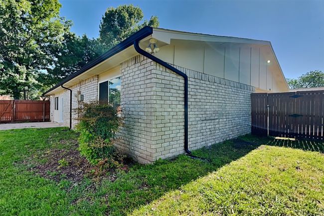 1625 Stockton Trl, House other with 3 bedrooms, 2 bathrooms and null parking in Plano TX | Image 18