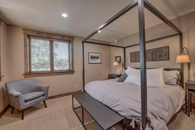 Lower level bedroom #4 with shared bathroom to bedroom #5. | Image 36