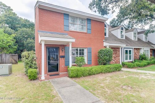 373 Debuys Rd, Gulfport, MS, 39507-3827 | Card Image
