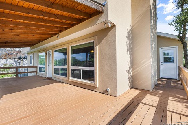 890 Live Oak, House other with 3 bedrooms, 3 bathrooms and null parking in Spring Branch TX | Image 27