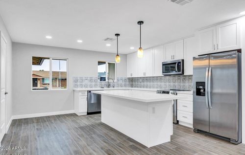 10602 W Cumberland Dr, Sun City, AZ, 85351-4461 | Card Image