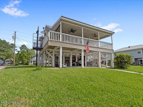 6079 Kiowa St, Kiln, MS, 39556-8134 | Card Image