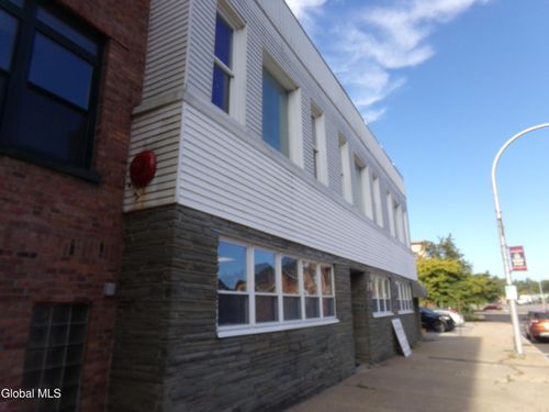 11-711 Church St, Gloversville, NY, 12078-3001 | Card Image