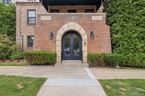 1e5-1273 North Ave, New Rochelle, NY, 10804-2702 | Card Image