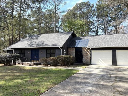 2305 Eastgate Drive Sw, Snellville, GA, 30078 | Card Image