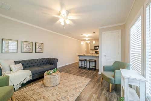 340 S Walnut St, Atlanta, IN, 46031-9480 | Card Image