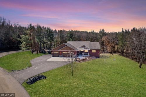 13383 Golf View Dr, OSSEO, WI, 54758-7977 | Card Image