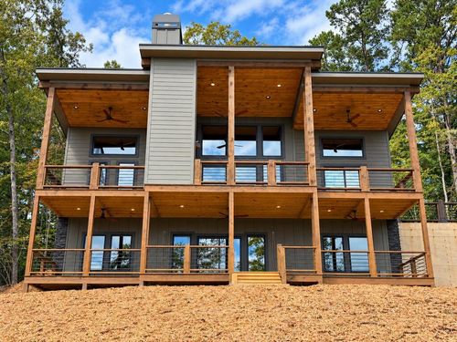 203 Minnehaha Trl, Blue Ridge, GA, 30513-7664 | Card Image