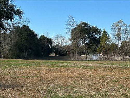 217 Cypress Crossing Dr, Belle Chasse, LA, 70037-1696 | Card Image