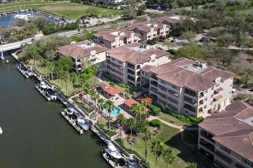 unit-105-104 Club House Dr, PALM COAST, FL, 32137-1805 | Card Image