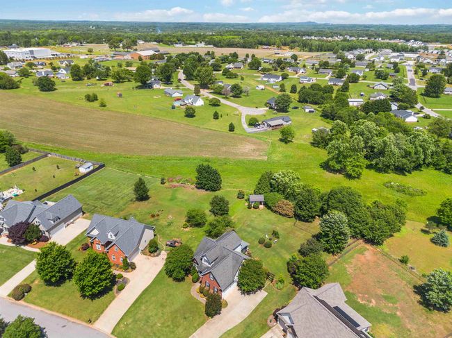 1073 Corie Crest Dr, House other with 3 bedrooms, 3 bathrooms and null parking in Boiling Springs SC | Image 32
